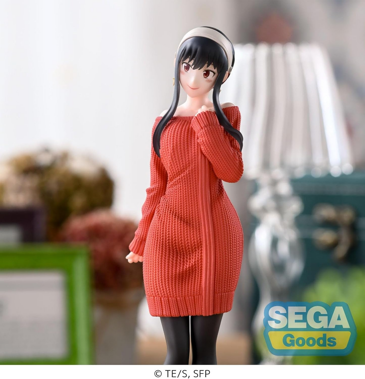 SEGAPremiumFigureYorForger-CasualClothesVer._SPYxFAMILY__41 - Akiba Vault - Figura coleccionable